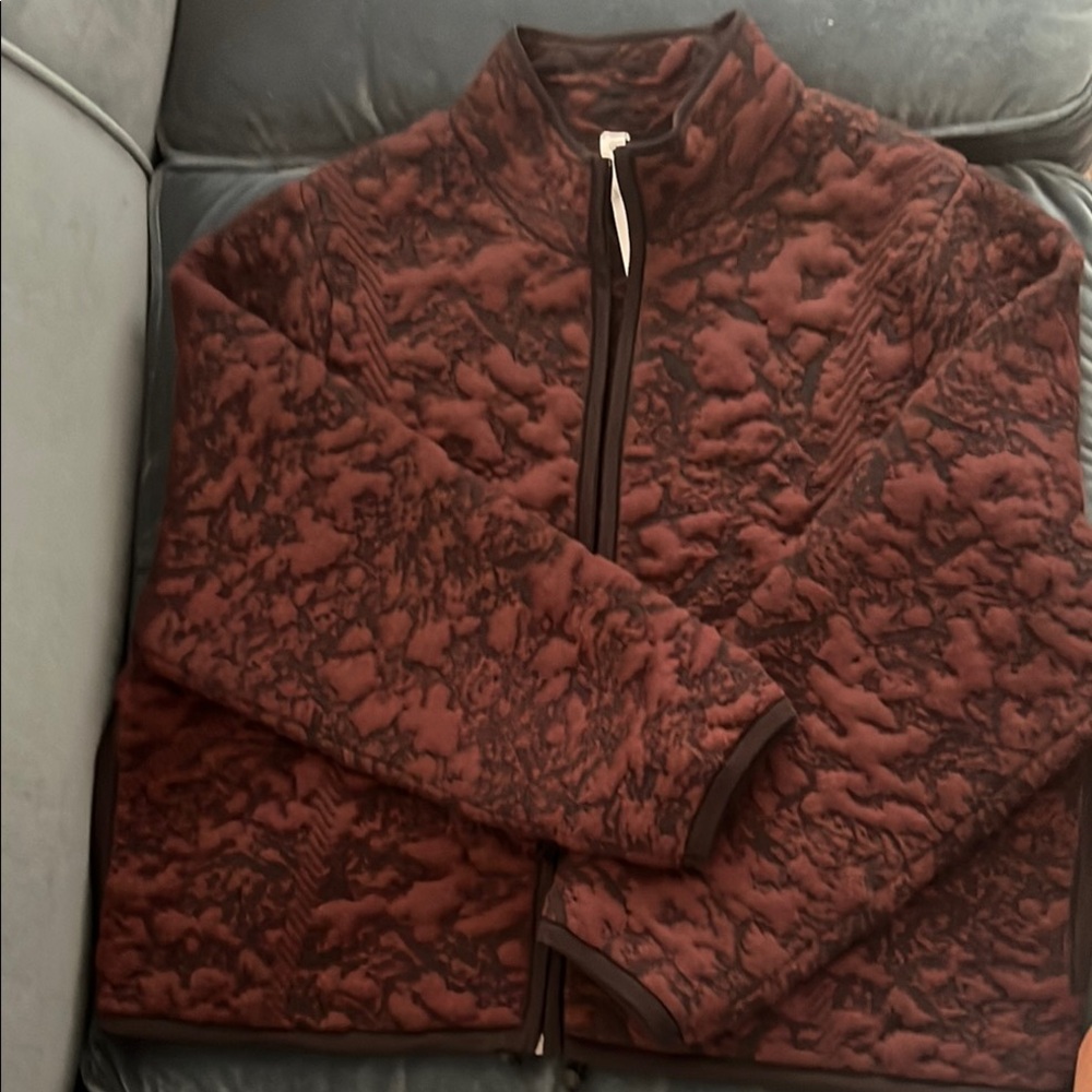 Lululemon Athletica Brown Lightweight Shirt Jacket with Quilted Design